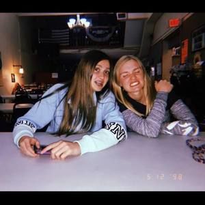 Meet your Posher, Skyler